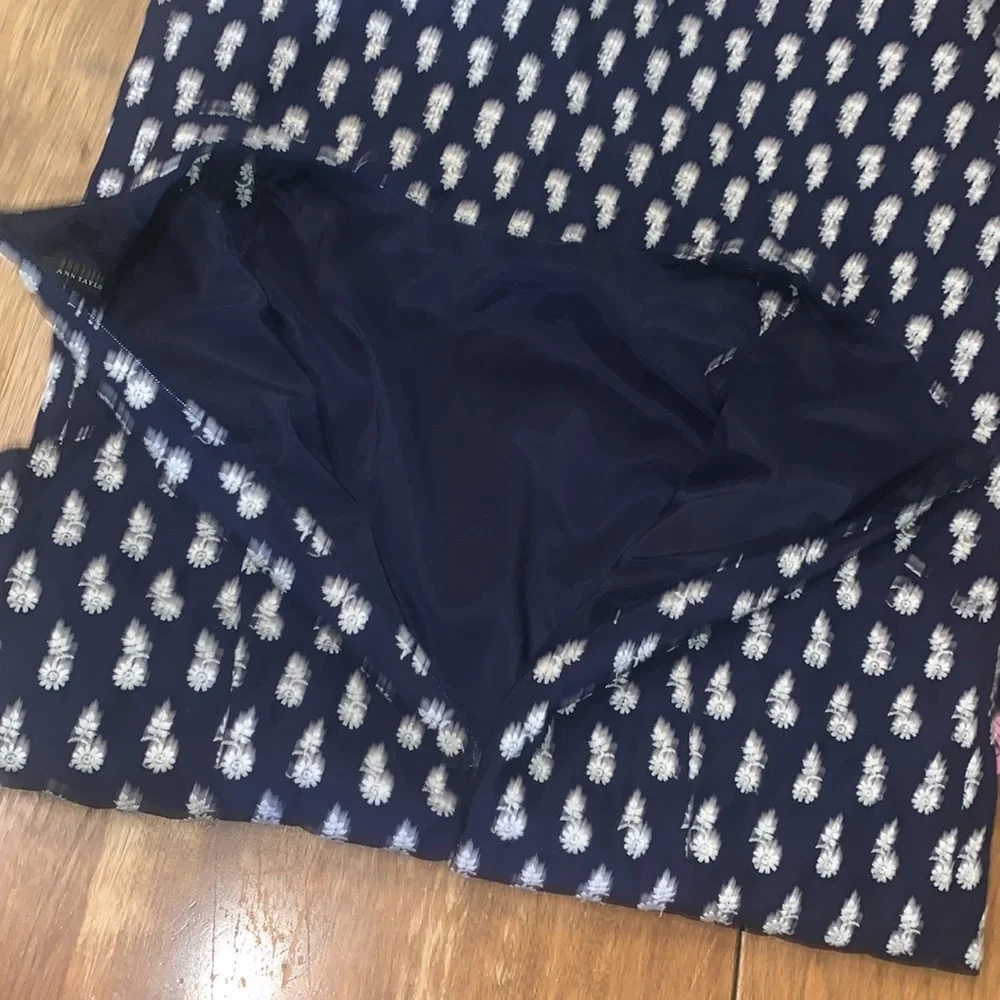 Ann Taylor embroidered sleeveless dress - Picture 8 of 12
